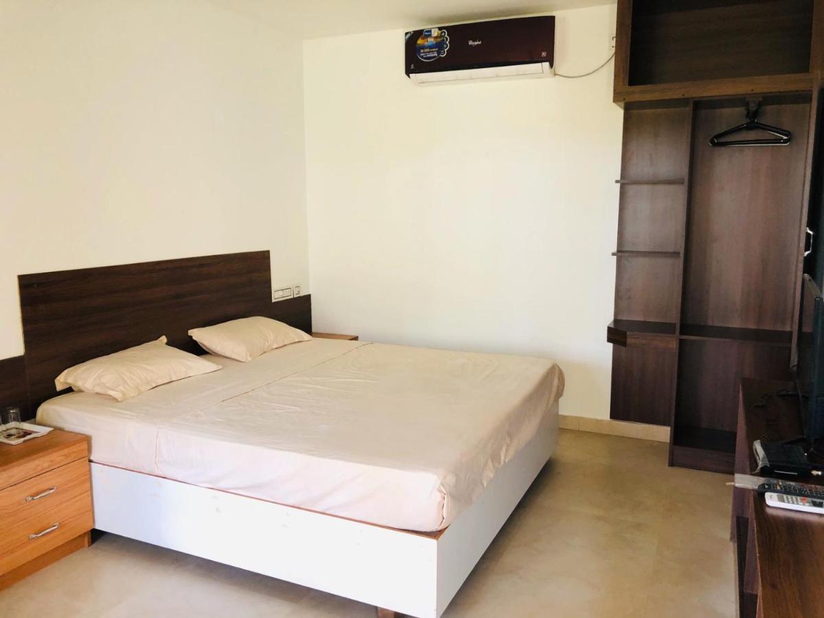 Cherai Natural Beach Hotel Cseráj-part Kültér fotó